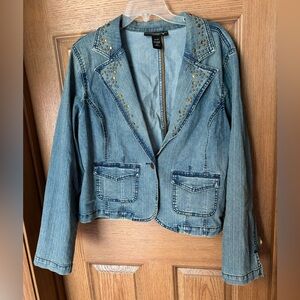 DENIM JACKET